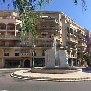  Appartamento In Centro A Vicino