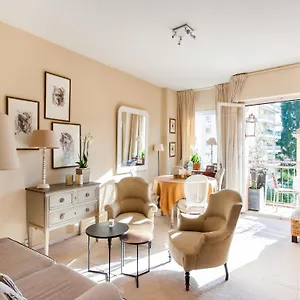  Appartement In With Balcony Terrace