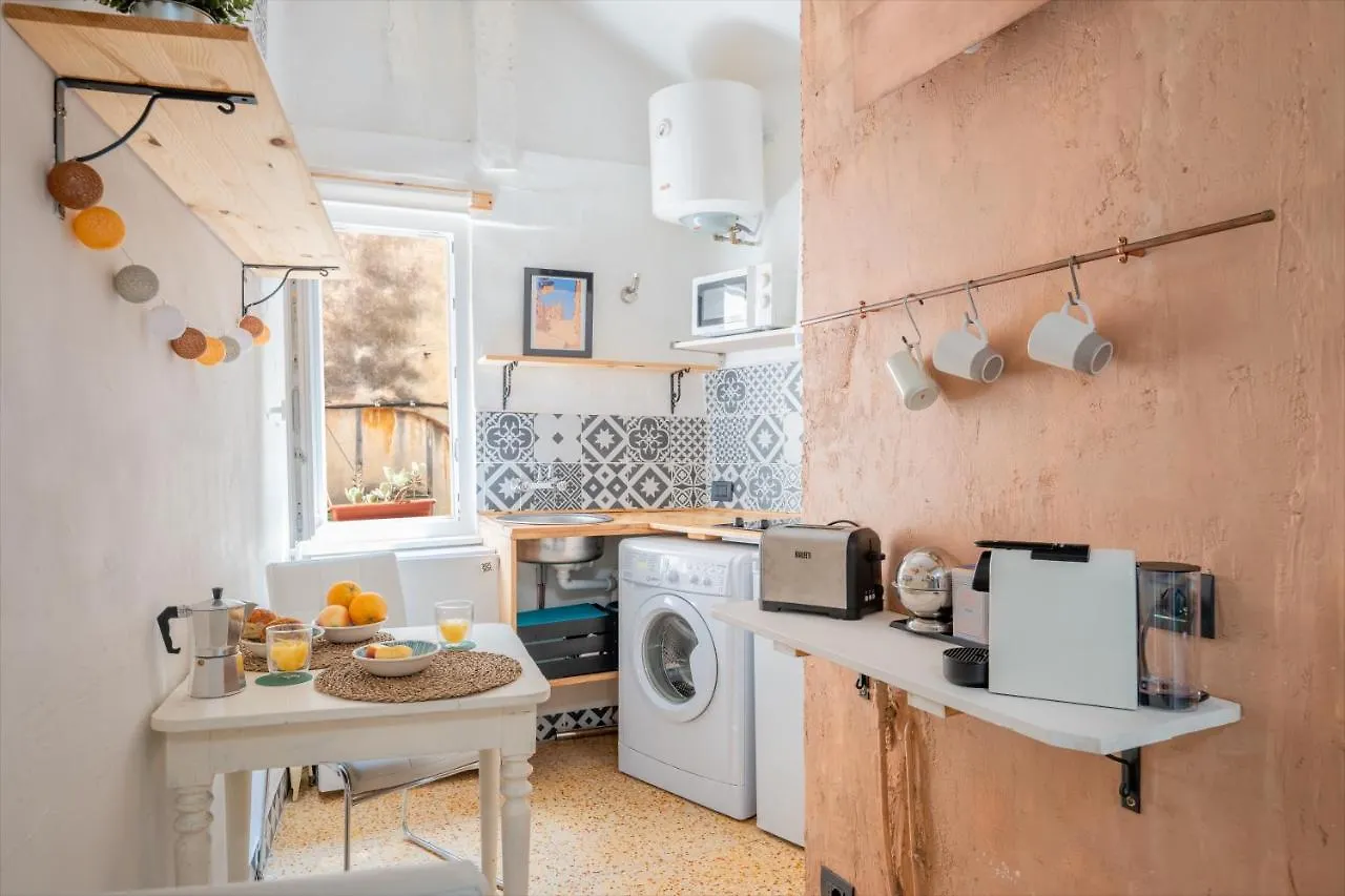 Charmant Studio Vieille Ville de Mentone 0*,